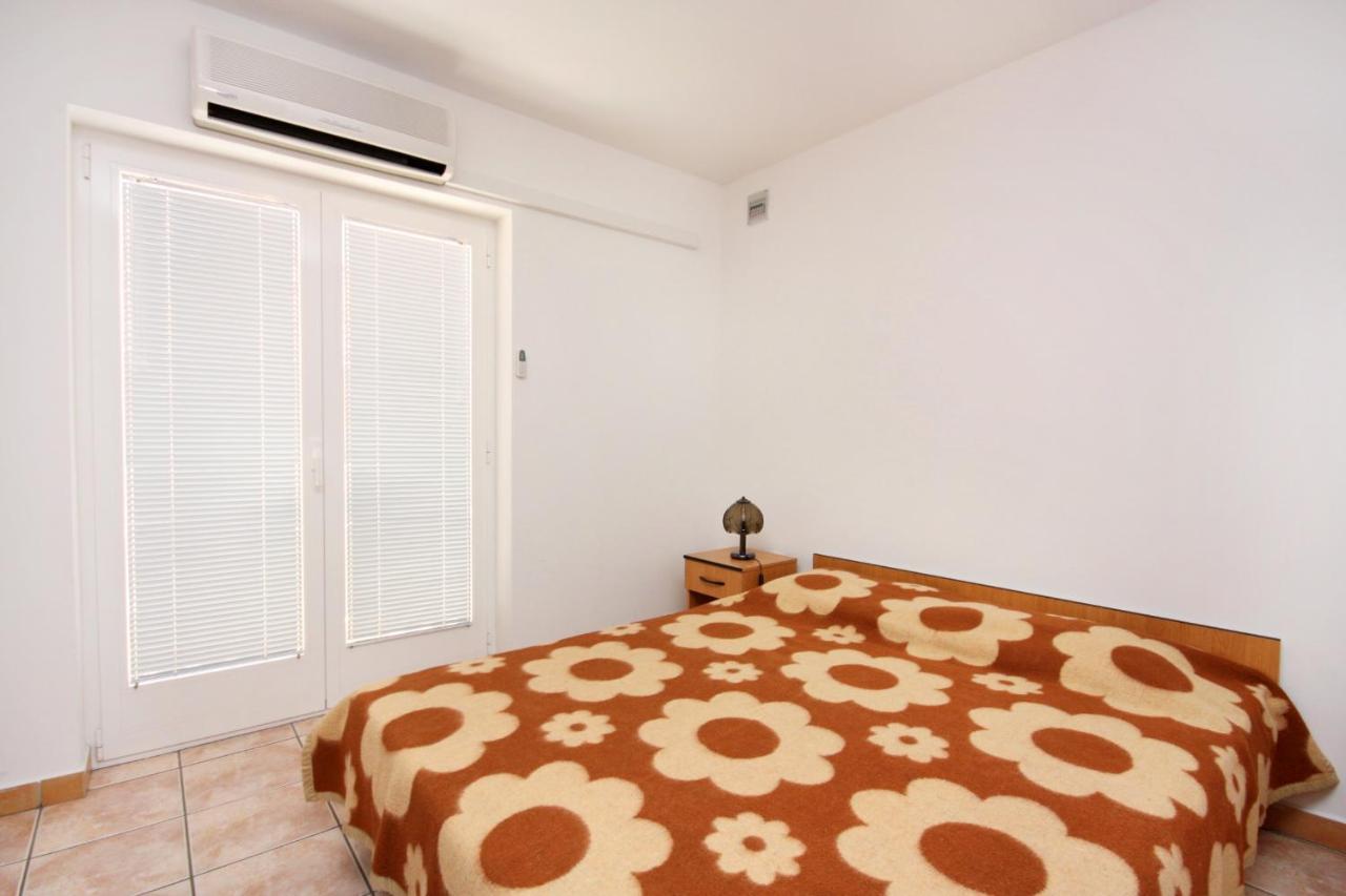 Apartments With A Parking Space Jezera, Murter - 5107 Luaran gambar